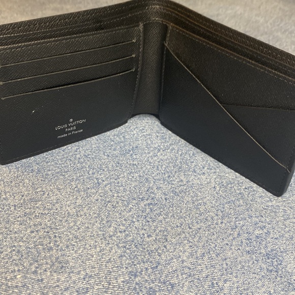 Multiple Wallet - Picture 2 of 3